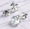 Luna Spark – Silberne Ohrringe mit Zirkonia